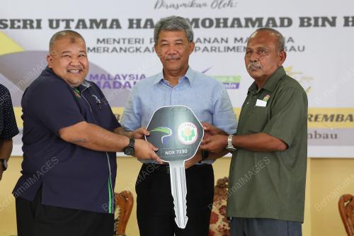 DATUK SERI MOHAMAD HASAN