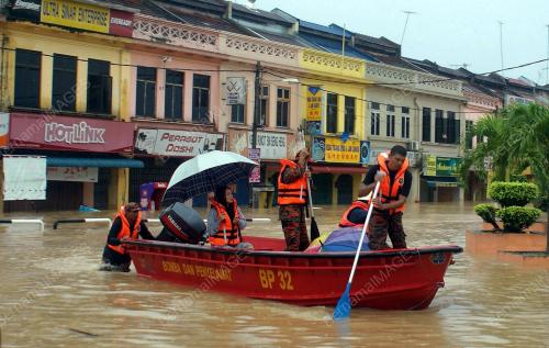 NS10_31012011_BANJIR