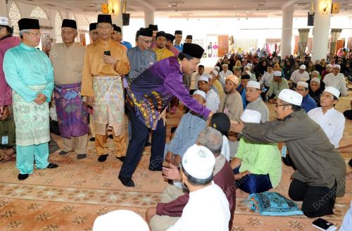 NS10_31072016_MOHAMAD_HAJI