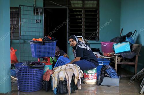 PASCA BENCANA BANJIR DI TAMPIN