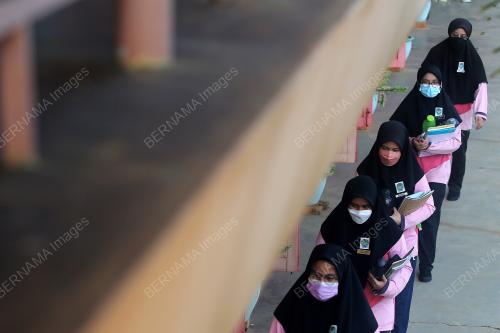 SESI PERSEKOLAHAN BERSEMUKA DI SELURUH NEGARA
