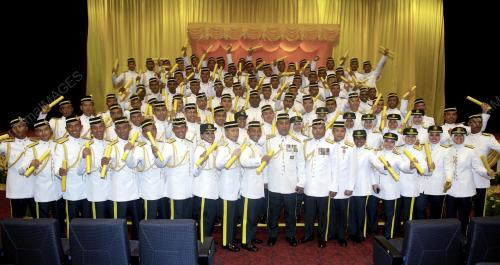 PEGAWAI KADET TAULIAH JANGKA PENDEK KE-76