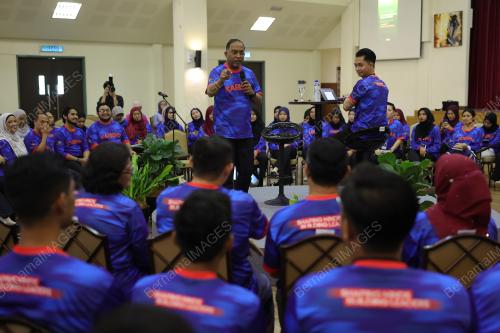 DATUK SERI DR ZAMBRY ABDUL KADIR