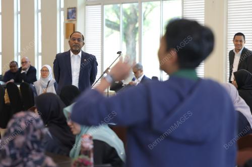 DATUK SERI DR ZAMBRY ABDUL KADIR