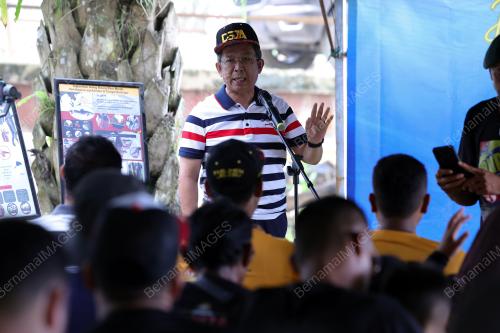 DATUK SERI JALALUDDIN ALIAS