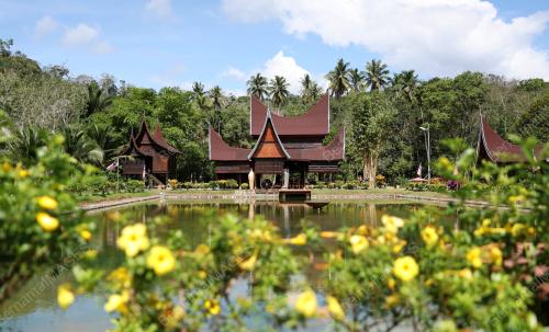 RUMAH GADANG KAMPUNG GAGU