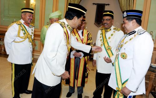 NS11_14012013_TUANKU_MUHRIZ