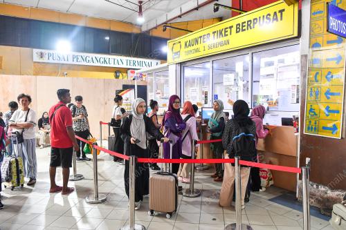 PUSAT PENGANGKUTAN TERMINAL 1