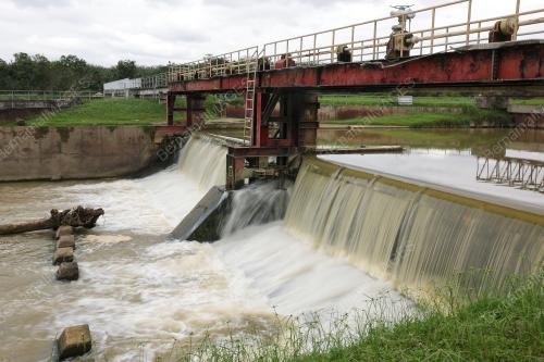 PENCEMARAN SUNGAI LINGGI
