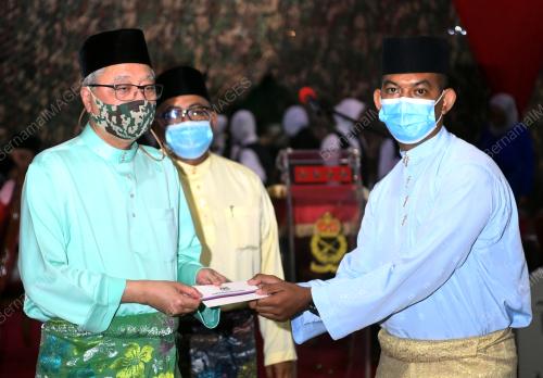 DATUK SERI ISMAIL SABRI YAAKOB