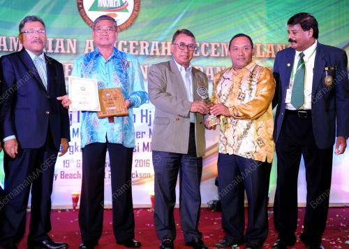 NS11_19112016_ANUGERAH_MOSHPA