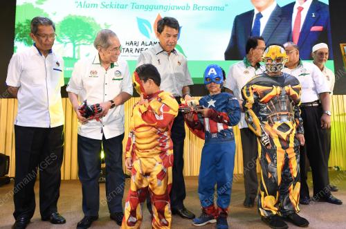 DATUK SERI MOHAMAD HASAN