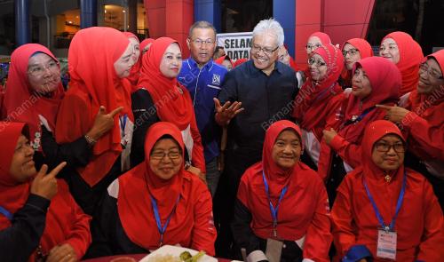 NS11_24022018_UMNO_BN201802229732