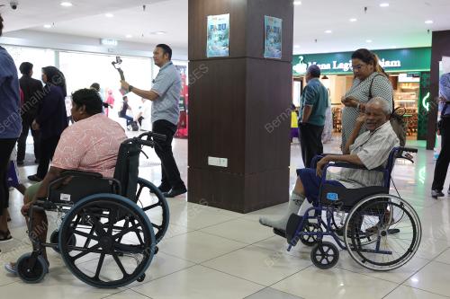 SISTEM PANGKALAN DATA UTAMA