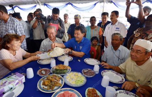 NS11_26042013_MUHYIDDIN_LAWAT