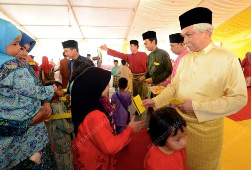 NS11_28072014_ISTANA_TERBUKA