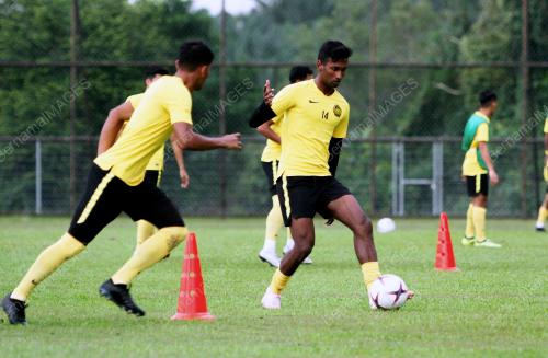 NS11_28112018_LATIHAN_BOLA