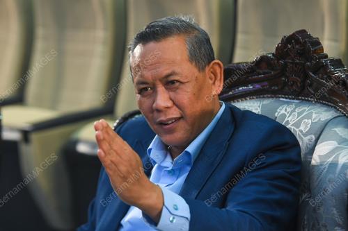 DATUK SERI AMINUDDIN HARUN