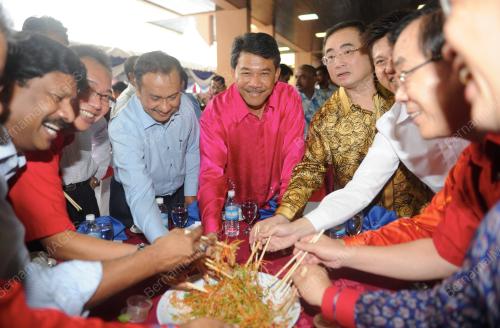 NS12_05032015_TAHUN_BARU