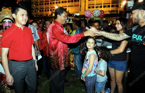NS12_08022017_KARNIVAL_CNY