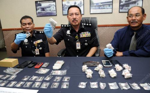 NS12_08082016_POLIS_DADAH