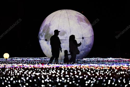 LUNA LIGHTS WONDERLAND