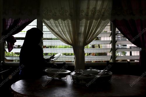 WARGA EMAS RAIKAN AIDILFITRI BERSEORANGAN