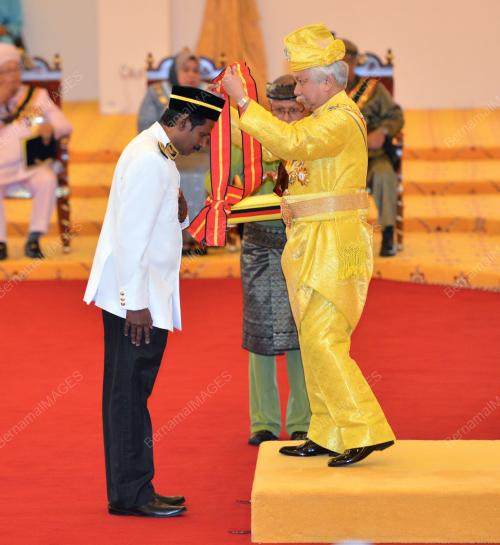 NS12_14012015_TUANKU_MUHRIZ