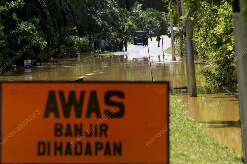 TINJAUAN BANJIR KILAT DI KUALA PILAH