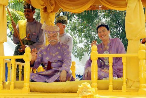 TUANKU MUHRIZ IBNI ALMARHUM TUANKU MUNAWIR