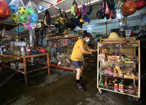 PASCA BENCANA BANJIR DI KAMPUNG CHENNAH