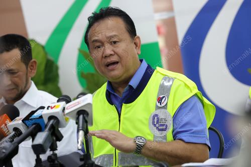 DATUK SERI ALEXANDER NANTA LINGGI