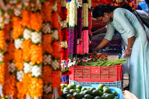 PERSIAPAN PERAYAAN DEEPAVALI
