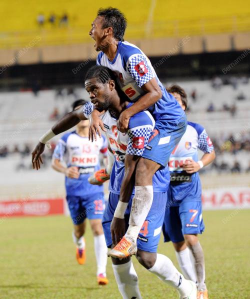 NS13_04022014_PIALA_FA