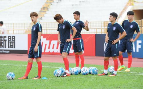 NS13_05092016_KOREA_BOLA