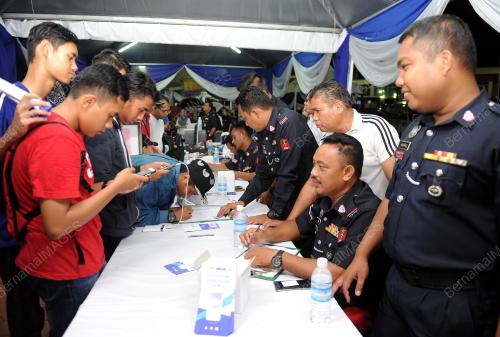 NS13_14042017_POLIS_VSP