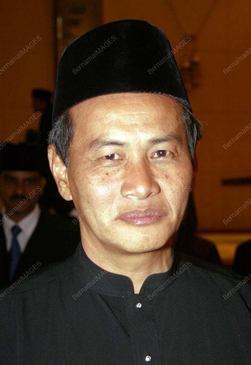 HASIM RUSDI