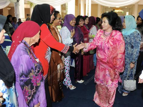 NS13_24022013_DATIN_ROSMAH