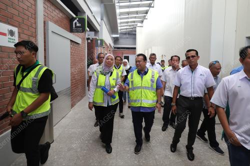 DATUK SERI ALEXANDER NANTA LINGGI