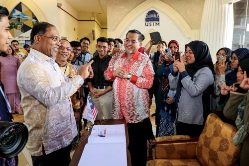 DATUK SERI DR ZAMBRY ABDUL KADIR