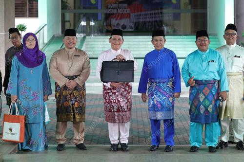 DATUK SERI AMINUDDIN HARUN