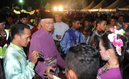 NS14_02082015_TERBUKA_MALAYSIA