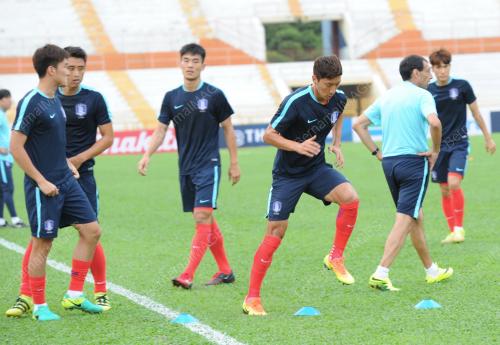 NS14_05092016_KOREA_BOLA