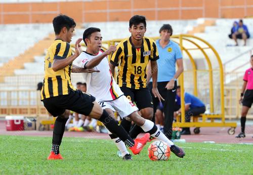 NS14_08102016_BOLA_PERSAHABATAN