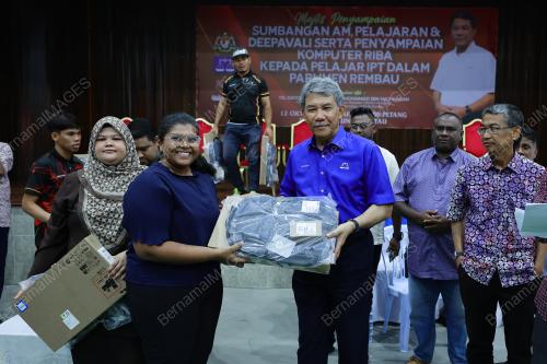DATUK SERI MOHAMAD HASAN