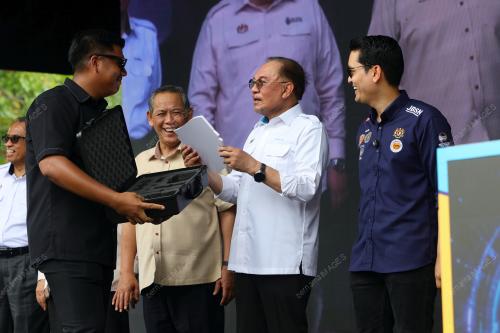 DATUK SERI ANWAR IBRAHIM