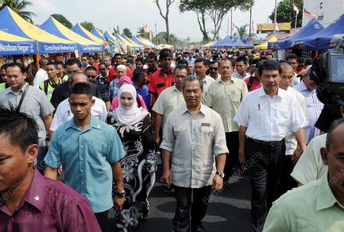 TAN SRI MUHYIDDIN YASSIN