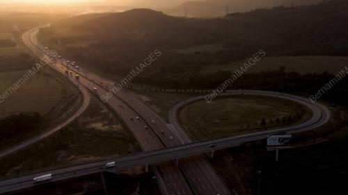 PEMANDANGAN SENJA DI LEBUHRAYA PLUS