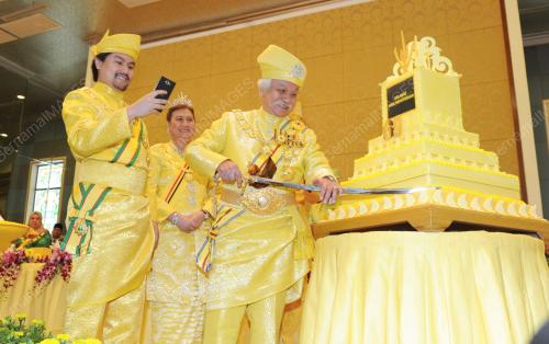 NS14_19012017_TUANKU_MUHRIZ