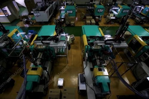KILANG PERINDUSTRIAN BEROPERASI SEMASA SEKATAN PERGERAKAN PENUH